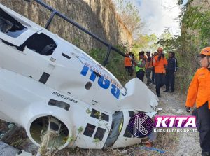 Helikopter Wisata Jatuh di Bali: Terbelit Tali Layang-layang