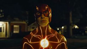 The Flash: Menembus Waktu dan Dimensi dalam Aksi Super Cepat