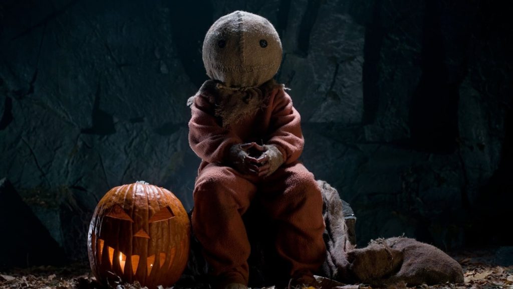 Gak Cuma Ngejutin, Trick 'r Treat Punya Cerita Horor Cerdas!