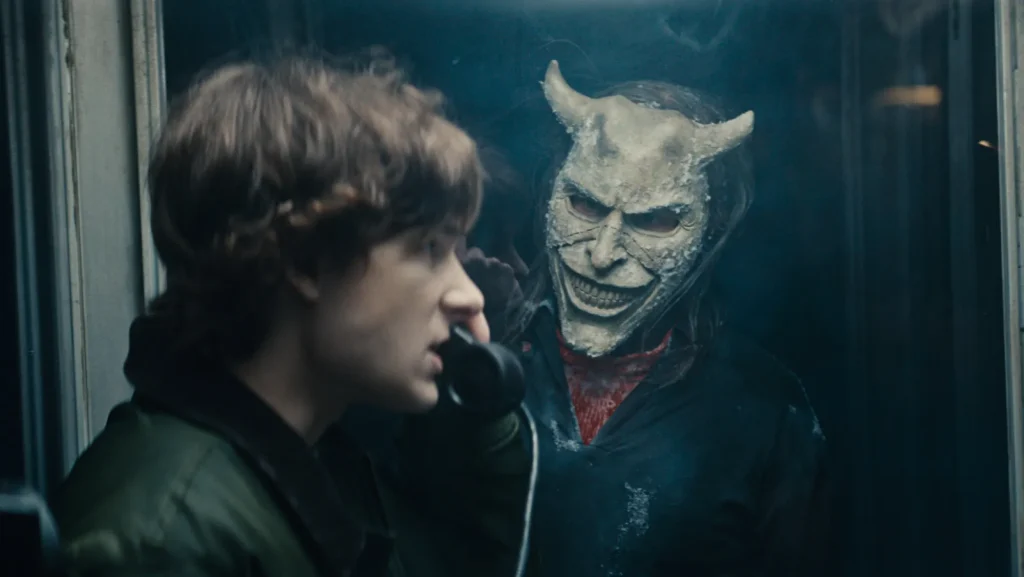 The Black Phone Teror Mystery dari 1 Telepon Hitam