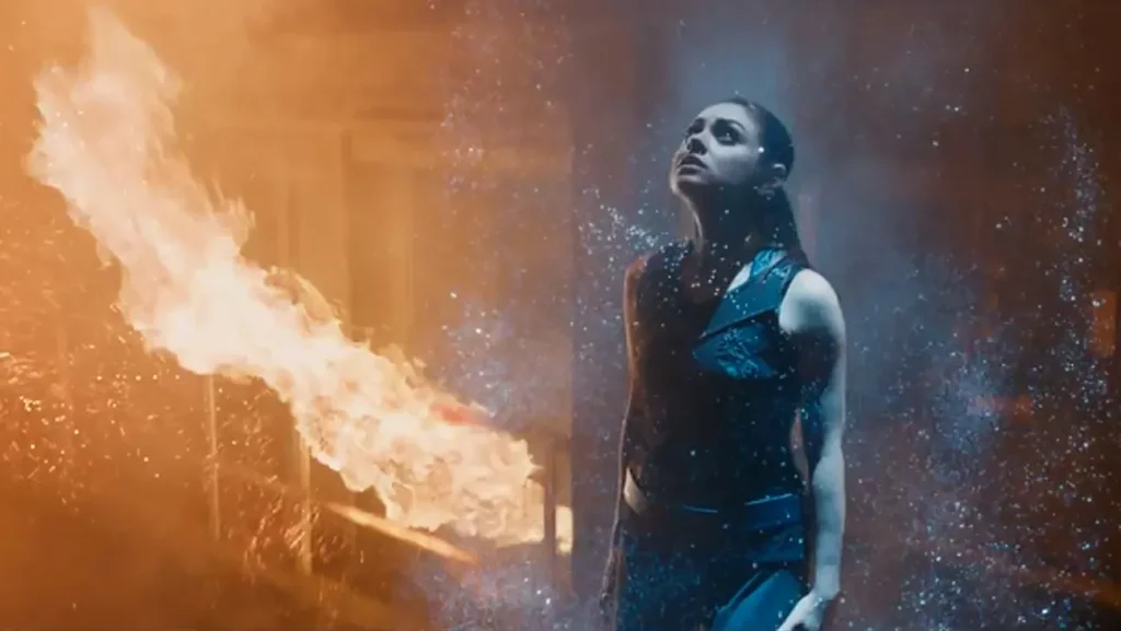Jupiter Ascending Mystery Selamatkan 1 Bumi dari Kekuatan